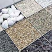 Afbeelding van Siergrind en split voor de betonlook tuin